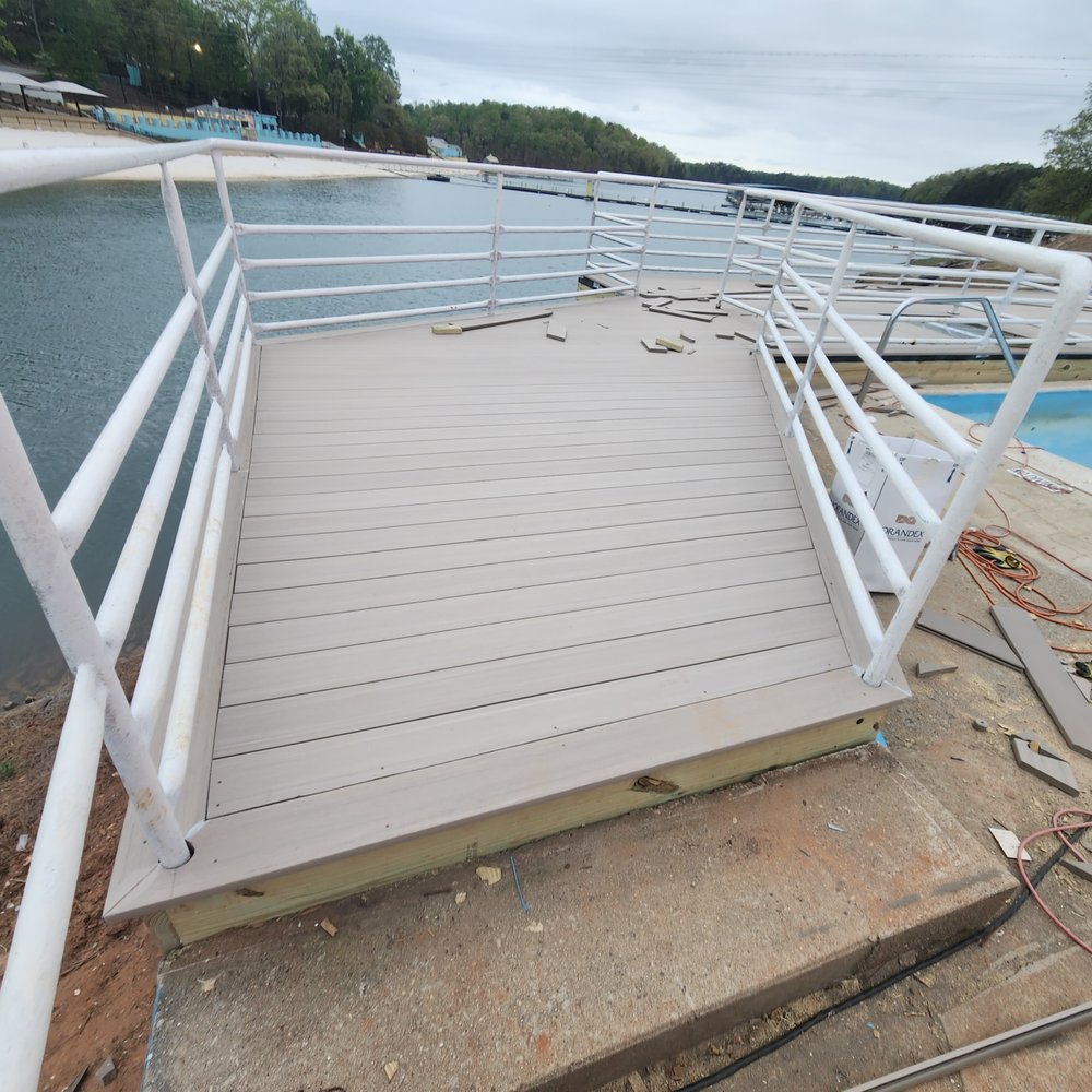 Slide of El Renovation