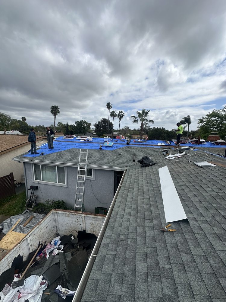 Slide of R&M Roofing