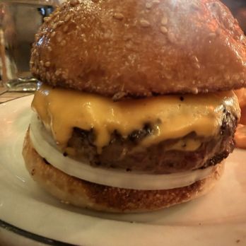 Red Hook Tavern - Dry Aged Cheeseburger - American Near Me - Brooklyn, New York