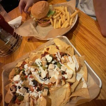 Smith & Son Corner Kitchen - Gatlinburger and fries, and the nachos appetizer. - Chicken Wings Near Me - Gatlinburg, Tennessee Smith & Son Corner Kitchen - Gatlinburger and fries, and the nachos appetizer. - Chicken Wings Near Me - Gatlinburg, Tennessee