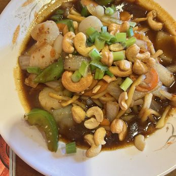 Baan Phad Thai - Pad cashew w scallops - Thai Near Me - Belleville, Michigan Baan Phad Thai - Pad cashew w scallops - Thai Near Me - Belleville, Michigan