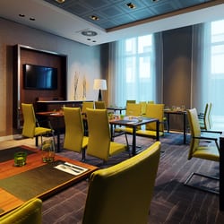 The Bistro - Raum Bluna