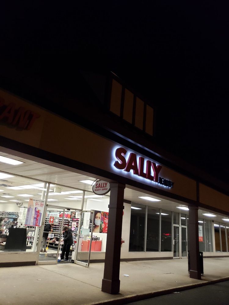 Sally Beauty Logo
