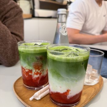 CHUN Amsterdam - Strawberry Matcha - Bubble Tea Near Me - Amsterdam, New Hampshire