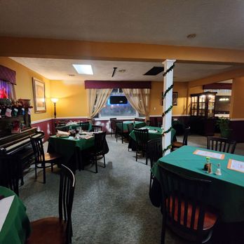 Mandalay Fusion - a restaurant with green tables and chairs - Chinese Near Me - Farmington, Arkansas Mandalay Fusion - a restaurant with green tables and chairs - Chinese Near Me - Farmington, Arkansas