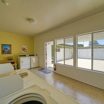 Camarillo Mobile Estates - Mobile Home Parks Near Me - Camarillo, California