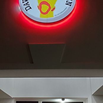 Dave's Hot Chicken - Chicken Shop Near Me - Gilbert, Arizona