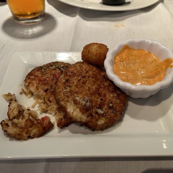 Tally Ho Supper Club - Crab cakes - American Near Me - Hayward, Wisconsin