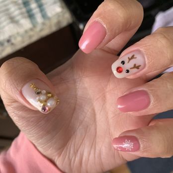Kate Nail Art - My latest nails done on 12/5/20! I went for a christmas design with a tree and reindeer on this hand. - Nail Salons Near Me Kate Nail Art - My latest nails done on 12/5/20! I went for a christmas design with a tree and reindeer on this hand. - Nail Salons Near Me