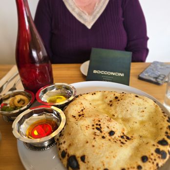 Bocconcini Pizza Co - House Bread and oils - Pizza Near Me - Wildomar, California Bocconcini Pizza Co - House Bread and oils - Pizza Near Me - Wildomar, California