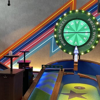 Puttshack - Pittsburgh - Course - Mini Golf Near Me - Pittsburgh, Pennsylvania