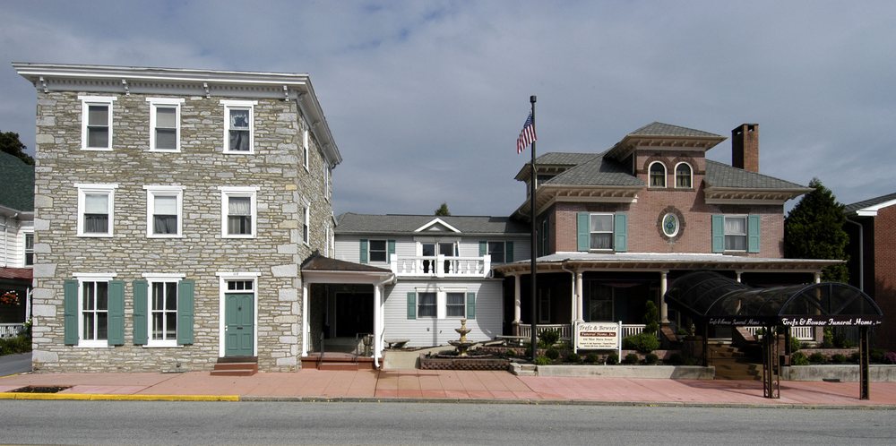 Trefz & Bowser Funeral Home - veterans service organization in Hummelstown, PA