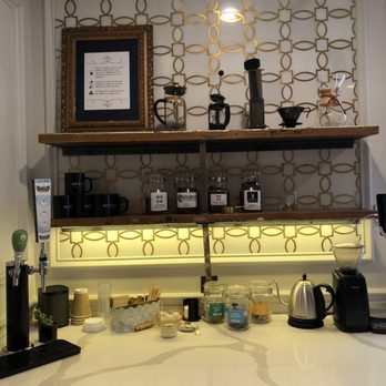 The Dove Inn - Coffee, tea, and kombucha! - Bed & Breakfast Near Me - Golden, Colorado The Dove Inn - Coffee, tea, and kombucha! - Bed & Breakfast Near Me - Golden, Colorado