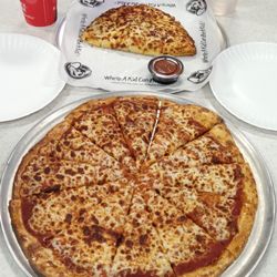 Chuck E. Cheese - Large cheese pizza and cheesy bread.