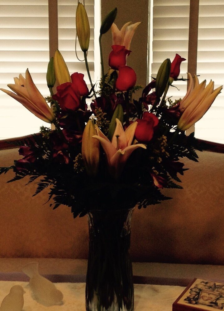 ASHLEY JORDAN’S FLOWERS & GIFTS Updated September 2024 133