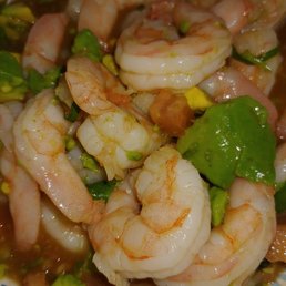1 lb shrimp cocktail. Finally a place that cleans the