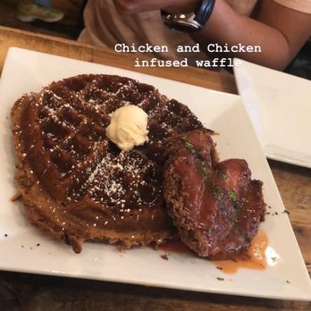 Batter & Berries - Chicken and chicken infused waffle - Breakfast & Brunch Near Me - Chicago, Illinois Batter & Berries - Chicken and chicken infused waffle - Breakfast & Brunch Near Me - Chicago, Illinois