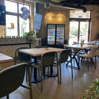 Green District Salads - Highlands - Front entrance and ordering counter - Salad Near Me - Louisville, Kentucky