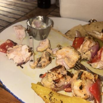 Saylor Beach House - Raw food - Mediterranean Near Me - Greenport, New York