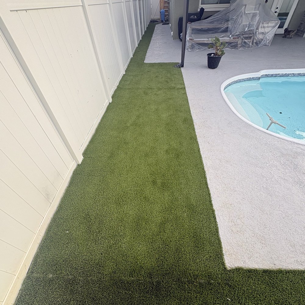 Durable Lawn - Multiple seams. - Artificial Turf Near Me - St. Petersburg, Florida Durable Lawn - Multiple seams. - Artificial Turf Near Me - St. Petersburg, Florida