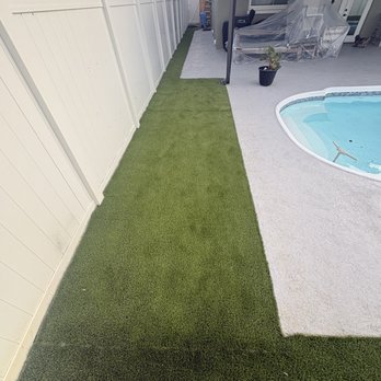 Durable Lawn - Multiple seams. - Artificial Turf Near Me - St. Petersburg, Florida