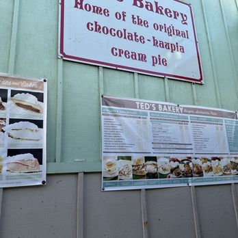 Ted's Bakery - Bakeries Near Me - Haleiwa, Hawaii