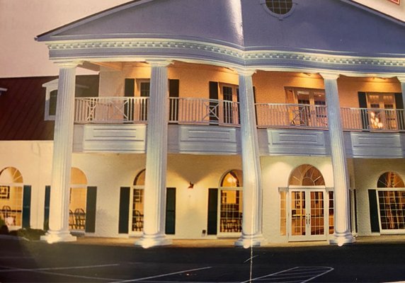 Photo of Claudia Sanders Dinner House - Shelbyville, KY, US. Main entrance to restaurant- very regal looking from outside.