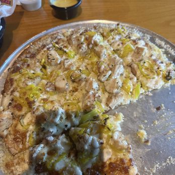 JT's Pizza & Pub - Med cheese with banana peppers and chicken Parmesan crust - Pizza Near Me - Columbus, Ohio JT's Pizza & Pub - Med cheese with banana peppers and chicken Parmesan crust - Pizza Near Me - Columbus, Ohio
