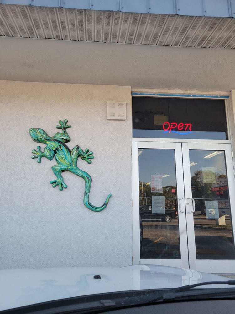 MANATEE MEMORIAL FOUNDATION AUXILIARY THRIFT SHOP - Updated January