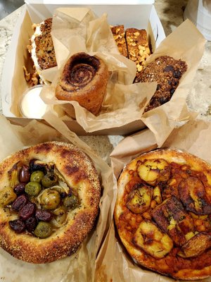 BReD - Organic Sourdough by null