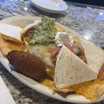 Broadneck Grill & Cantina - New American Near Me - Annapolis, Maryland