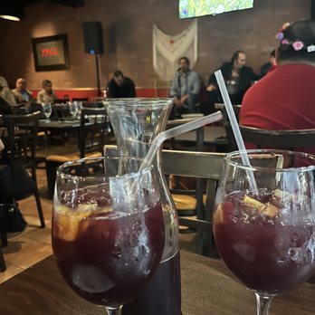 El Manchego Restaurant - Sangria - Spanish Near Me - Miami, Florida