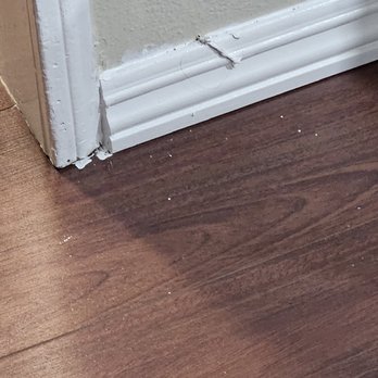Menjivars Wood Flooring - Did I finish the corners? - Flooring Near Me Menjivars Wood Flooring - Did I finish the corners? - Flooring Near Me