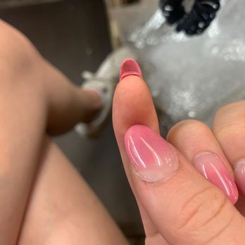 Nails Mode - Weird layer of acrylic laying on my natural nail? - Nail Salons Near Me - Roseville, California
