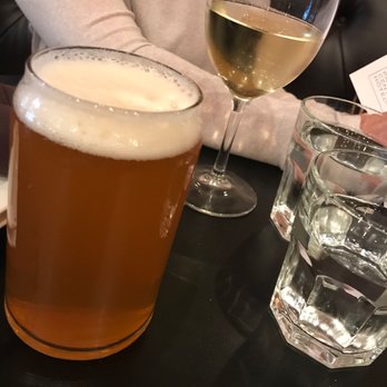 Foto de Archive Bar & Kitchen - San Francisco, CA, Estados Unidos