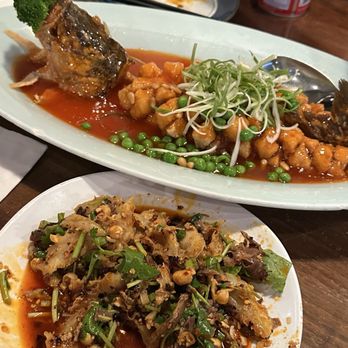 EMei - Beef Sliced Beef Shank and Tripe in Chili Oil, Crispy Sweet and Sour Sea Bass with Pine Nuts - Szechuan Near Me - Philadelphia, Pennsylvania EMei - Beef Sliced Beef Shank and Tripe in Chili Oil, Crispy Sweet and Sour Sea Bass with Pine Nuts - Szechuan Near Me - Philadelphia, Pennsylvania