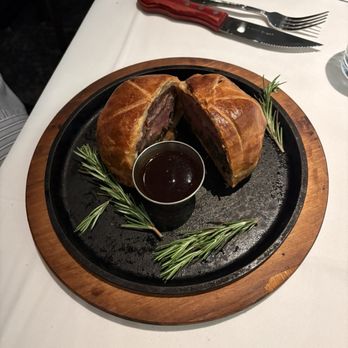 Perry's Steakhouse & Grille - Gilbert - Beef Wellington - Steakhouses Near Me - Gilbert, Arizona