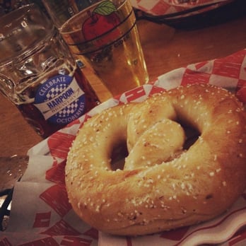 Harpoon Brewery - pretzel beer and cider, what more do you need from a bar? - Breweries Near Me - Boston, Massachusetts Harpoon Brewery - pretzel beer and cider, what more do you need from a bar? - Breweries Near Me - Boston, Massachusetts