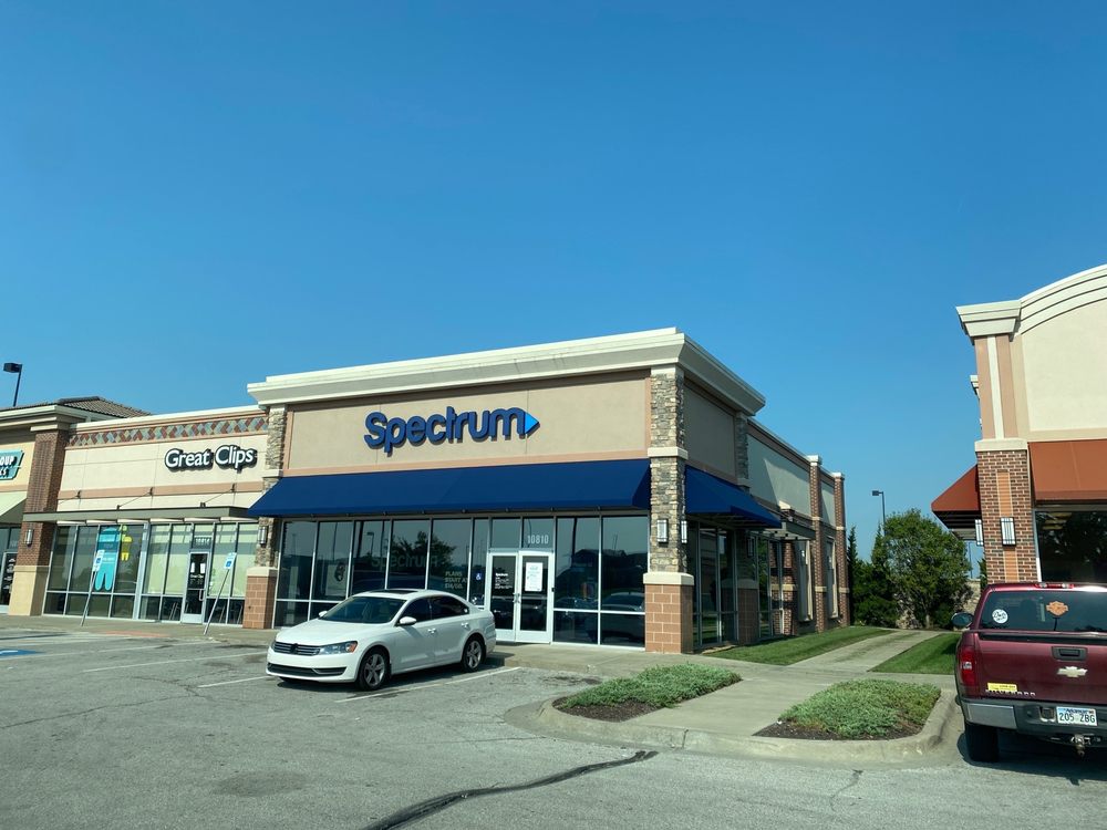 SPECTRUM - Updated March 2026 - 10810 Parallel Pkwy, Kansas City