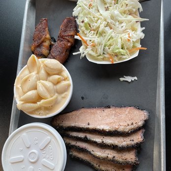 Porter's Real Barbecue - Brisket, gouda mac , jalapeño poppers, coleslaw, banana pudding. - Barbeque Near Me - Kennewick, Washington Porter's Real Barbecue - Brisket, gouda mac , jalapeño poppers, coleslaw, banana pudding. - Barbeque Near Me - Kennewick, Washington