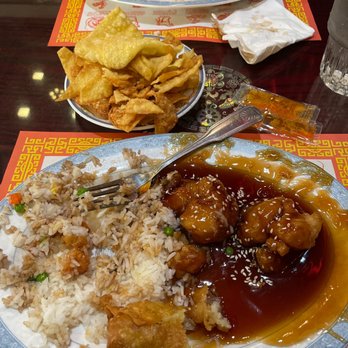 Chef Lee's Peking Restaurant - Sesame chicken and Mongolian Chicken - Chinese Near Me - Columbus, Georgia