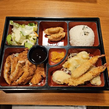 Sensei Sushi Bar & Grill - Bento with Chicken Katsu and Shrimp & Vegetable Tempura - Sushi Bars Near Me - Kapaʻa, Hawaii