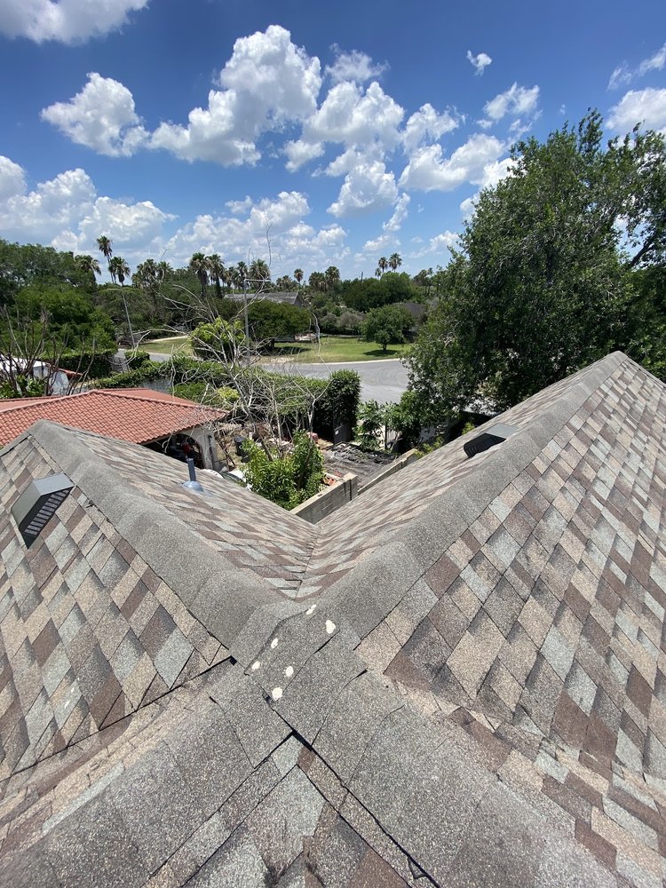 Slide of Reyes Roofing