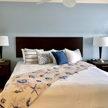 Edgewater Inn - Deluxe Single Room w/Balcony - Hotels Near Me - Saint Augustine, Florida