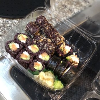 Happi Sushi - Sushi Bars Near Me - Highland Park, Illinois