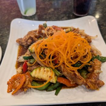 Thai Spices - Cashew Nut Chicken. - Thai Near Me - Mesa, Arizona Thai Spices - Cashew Nut Chicken. - Thai Near Me - Mesa, Arizona