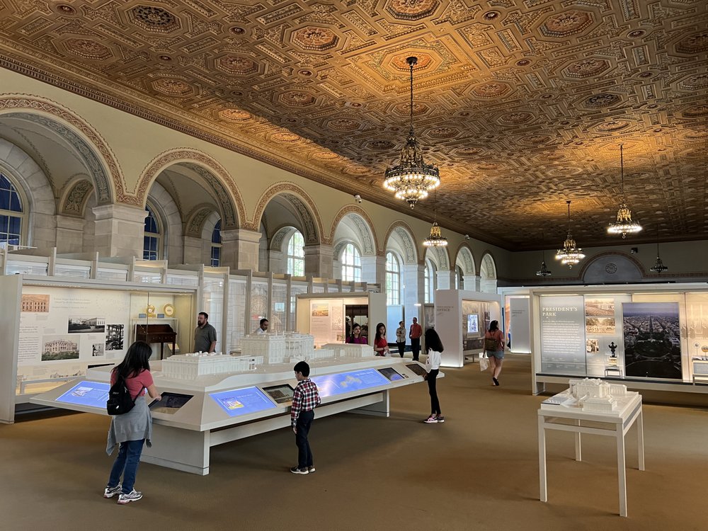 Explore The White House Visitor Center