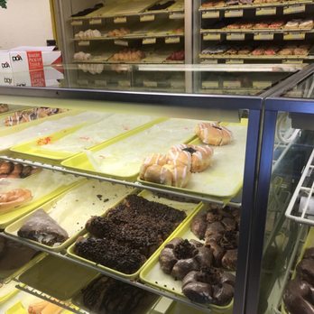 Donut King - Donuts Near Me - Minneola, Florida