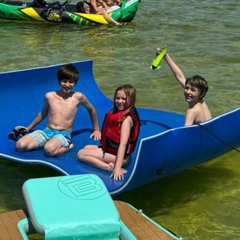 Cruise Destin Bay - Enjoy our 10' lily pad. - Boat Tours Near Me - Destin, Florida Cruise Destin Bay - Enjoy our 10' lily pad. - Boat Tours Near Me - Destin, Florida