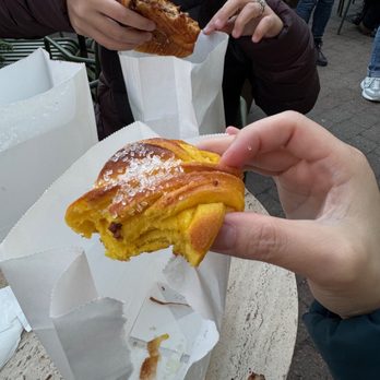 Juno the Bakery - saffron pastry - Bakeries Near Me - Copenhagen, 84 Juno the Bakery - saffron pastry - Bakeries Near Me - Copenhagen, 84